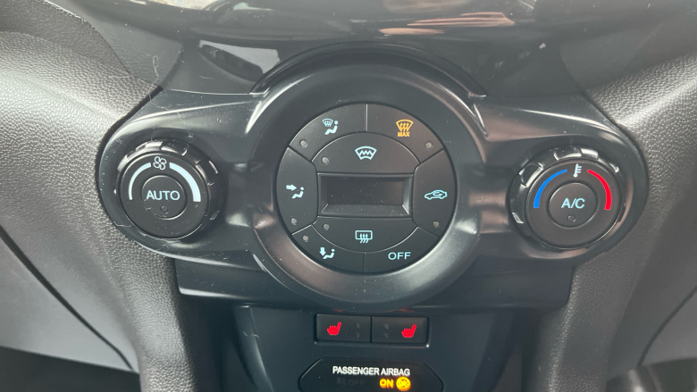 Ford EcoSport 1.0 EcoBoost Titanium 5dr Petrol Hatchback